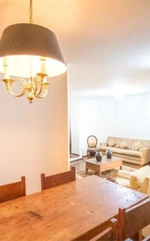 Apartamento à venda com 170m², 4 quartos e 2 vagas Apartamento à venda com 170m², 4 quartos e 2 vagasSala