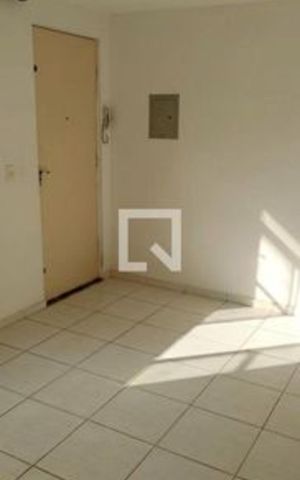 Apartamento para alugar com 48m², 2 quartos e sem vaga Apartamento para alugar com 48m², 2 quartos e sem vagaSala