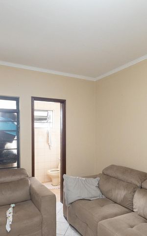 Casa à venda com 160m², 2 quartos e 1 vaga Casa à venda com 160m², 2 quartos e 1 vagaSala