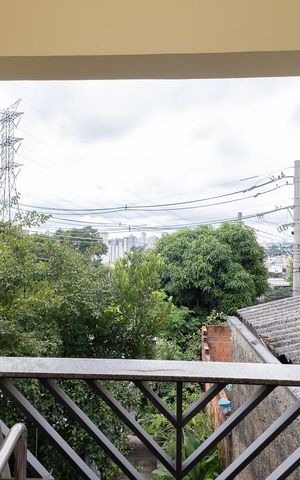 Casa à venda com 160m², 2 quartos e 1 vaga Casa à venda com 160m², 2 quartos e 1 vagaVaranda da Suíte 2