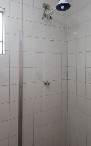 Casa à venda com 160m², 2 quartos e 1 vaga Casa à venda com 160m², 2 quartos e 1 vagaBanheiro da Suíte 1