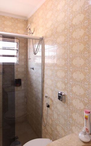 Casa à venda com 102m², 2 quartos e 1 vaga Casa à venda com 102m², 2 quartos e 1 vagaBanheiro