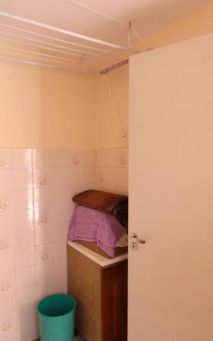 Casa à venda com 102m², 2 quartos e 1 vaga Casa à venda com 102m², 2 quartos e 1 vagaÁrea de Serviço
