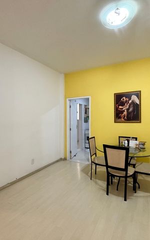 Apartamento à venda com 120m², 3 quartos e 1 vaga Apartamento à venda com 120m², 3 quartos e 1 vagaSala