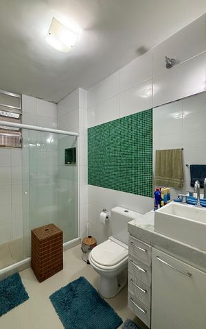 Apartamento à venda com 120m², 3 quartos e 1 vaga Apartamento à venda com 120m², 3 quartos e 1 vagaBanheiro social
