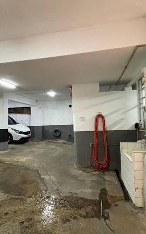Apartamento à venda com 120m², 3 quartos e 1 vaga Apartamento à venda com 120m², 3 quartos e 1 vagaGaragem