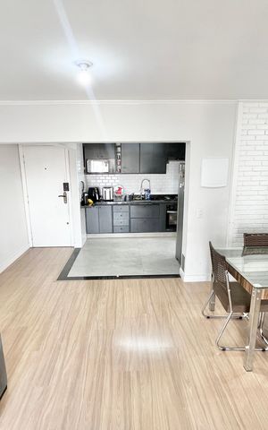 Apartamento à venda com 80m², 3 quartos e 1 vaga Apartamento à venda com 80m², 3 quartos e 1 vagaSala