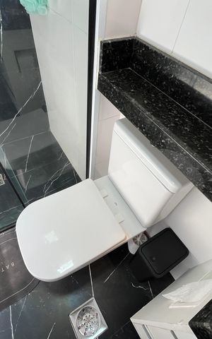 Apartamento à venda com 80m², 3 quartos e 1 vaga Apartamento à venda com 80m², 3 quartos e 1 vagaBanheiro da Suíte