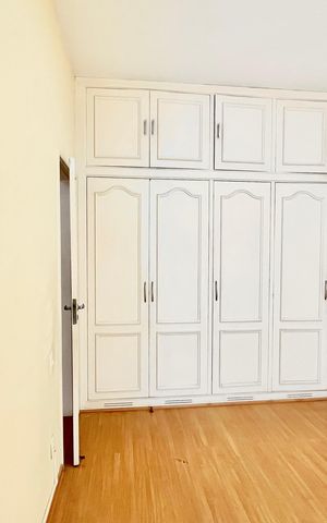 Apartamento à venda com 120m², 3 quartos e 1 vaga Apartamento à venda com 120m², 3 quartos e 1 vagaSUITE