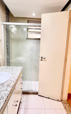 Apartamento à venda com 120m², 3 quartos e 1 vaga Apartamento à venda com 120m², 3 quartos e 1 vagaSUITE