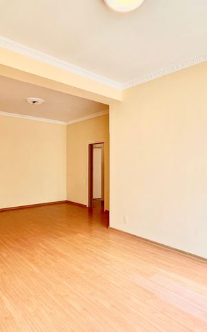 Apartamento à venda com 120m², 3 quartos e 1 vaga Apartamento à venda com 120m², 3 quartos e 1 vagaSALA
