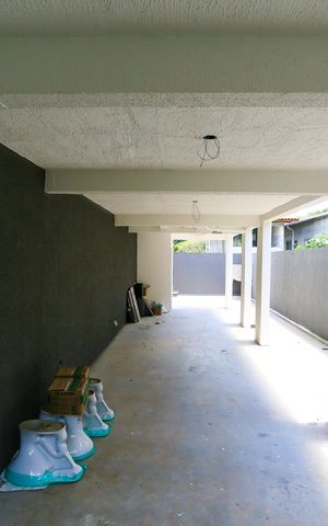 Casa de condomínio à venda com 175m², 3 quartos e 4 vagas Casa de condomínio à venda com 175m², 3 quartos e 4 vagasGaragem
