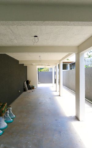 Casa de condomínio à venda com 175m², 3 quartos e 4 vagas Casa de condomínio à venda com 175m², 3 quartos e 4 vagasGaragem