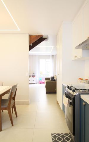 Casa de condomínio à venda com 144m², 3 quartos e 4 vagasCozinha
