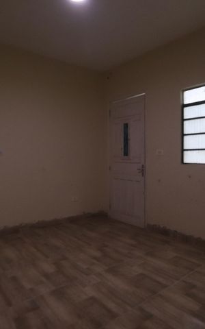 Casa para alugar com 80m², 2 quartos e sem vagaSala