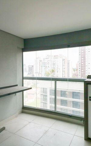 Studio à venda com 33m², 1 quarto e 1 vaga Studio à venda com 33m², 1 quarto e 1 vagaVaranda