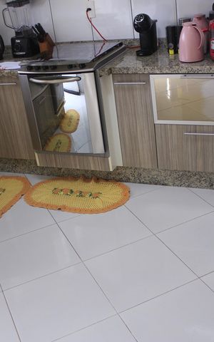 Casa à venda com 190m², 3 quartos e 2 vagasCozinha