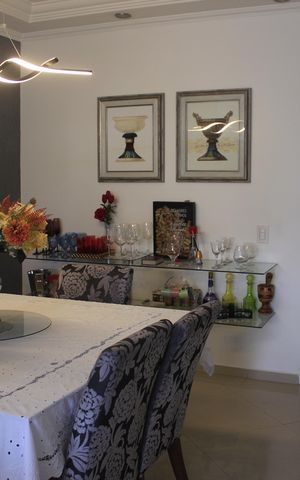 Casa à venda com 190m², 3 quartos e 2 vagasCozinha