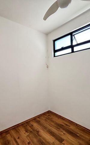Apartamento à venda com 98m², 3 quartos e sem vaga Apartamento à venda com 98m², 3 quartos e sem vagaQuarto de Serviço