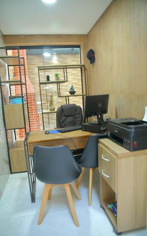 Casa à venda com 160m², 3 quartos e 2 vagasEscritório 