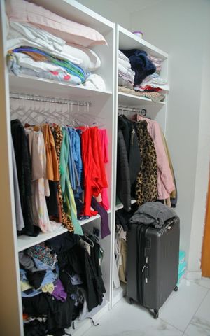 Casa à venda com 160m², 3 quartos e 2 vagasSuíte 1 - Closet 