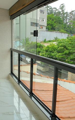 Casa à venda com 160m², 3 quartos e 2 vagasSuíte 3 - Varanda 
