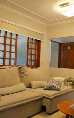 Casa à venda com 160m², 3 quartos e 2 vagasSala