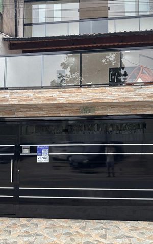 Casa à venda com 160m², 3 quartos e 2 vagas