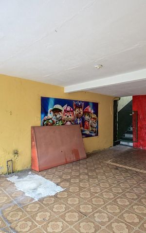 Casa à venda com 100m², 3 quartos e 4 vagasGaragem