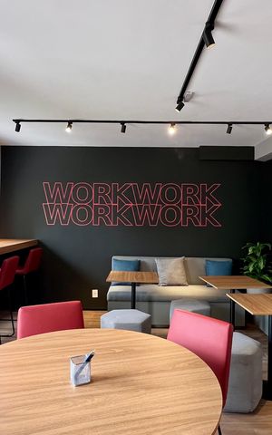 Studio à venda com 27m², 1 quarto e sem vaga Studio à venda com 27m², 1 quarto e sem vagaCoworking