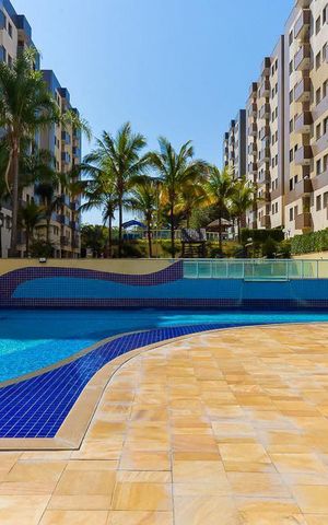 Apartamento à venda com 82m², 3 quartos e 2 vagas Apartamento à venda com 82m², 3 quartos e 2 vagasÁrea comum - Piscina