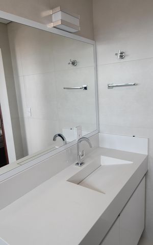 Apartamento à venda com 58m², 1 quarto e 1 vagaBanheiro