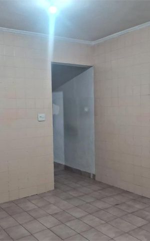 Casa à venda com 170m², 2 quartos e 1 vaga