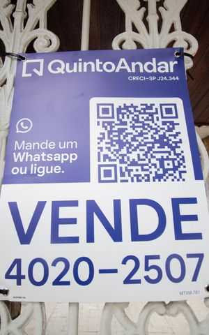 Casa de condomínio para alugar com 150m², 3 quartos e 5 vagasFachada - placa instalada