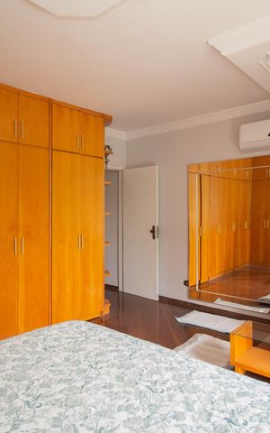 Casa de condomínio para alugar com 150m², 3 quartos e 5 vagasQuarto 1 - Suíte 1