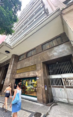 Apartamento para alugar com 410m², 5 quartos e 2 vagas