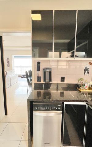 Apartamento para alugar com 235m², 4 quartos e 3 vagas Apartamento para alugar com 235m², 4 quartos e 3 vagasCozinha