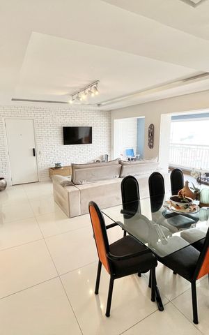 Apartamento para alugar com 235m², 4 quartos e 3 vagas Apartamento para alugar com 235m², 4 quartos e 3 vagasSala