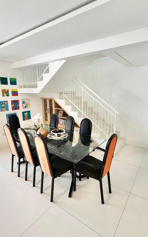Apartamento para alugar com 235m², 4 quartos e 3 vagas Apartamento para alugar com 235m², 4 quartos e 3 vagasSala