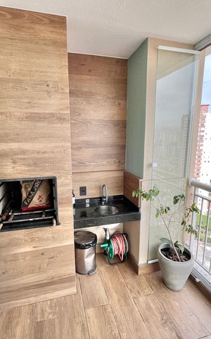 Apartamento para alugar com 235m², 4 quartos e 3 vagas Apartamento para alugar com 235m², 4 quartos e 3 vagasVaranda da Sala 2