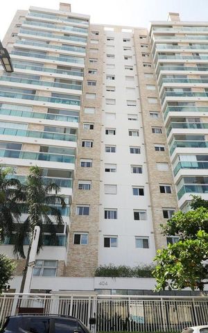 Apartamento para alugar com 235m², 4 quartos e 3 vagas Apartamento para alugar com 235m², 4 quartos e 3 vagasFachada
