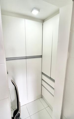 Apartamento para alugar com 235m², 4 quartos e 3 vagas Apartamento para alugar com 235m², 4 quartos e 3 vagasÁrea de Serviço