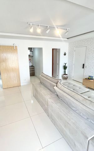 Apartamento para alugar com 235m², 4 quartos e 3 vagas Apartamento para alugar com 235m², 4 quartos e 3 vagasSala