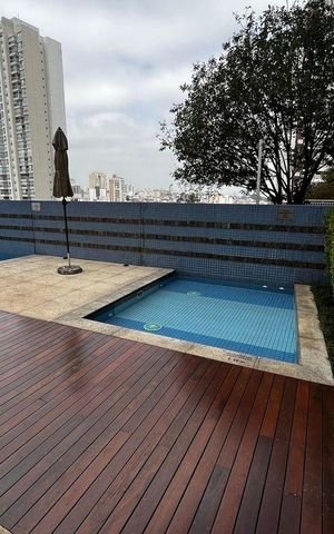 Apartamento para alugar com 235m², 4 quartos e 3 vagas Apartamento para alugar com 235m², 4 quartos e 3 vagasÁrea comum - Piscina