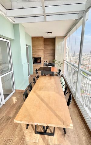Apartamento para alugar com 235m², 4 quartos e 3 vagas Apartamento para alugar com 235m², 4 quartos e 3 vagasVaranda da Sala 2