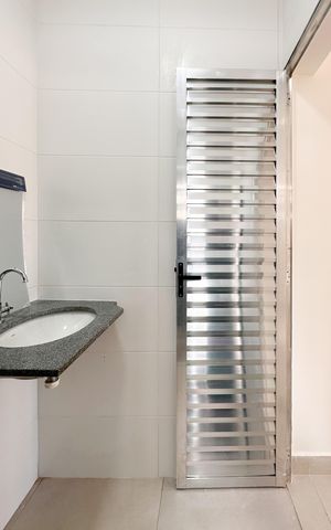 Studio para alugar com 22m², 1 quarto e sem vaga Studio para alugar com 22m², 1 quarto e sem vagaBanheiro Social