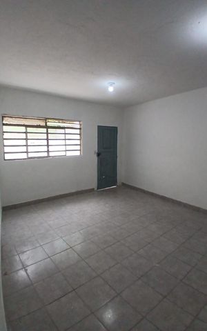 Casa para alugar com 100m², 1 quarto e sem vaga Casa para alugar com 100m², 1 quarto e sem vagaSala