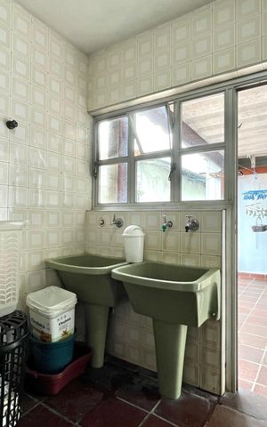 Casa para alugar com 410m², 5 quartos e 3 vagasÁrea de Serviço