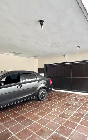 Casa para alugar com 410m², 5 quartos e 3 vagasGaragem