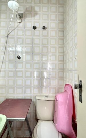Casa para alugar com 410m², 5 quartos e 3 vagasBanheiro de serviço